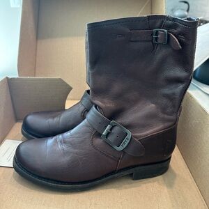 Frye Veronica Dark Brown Boots-Short, Sz 7